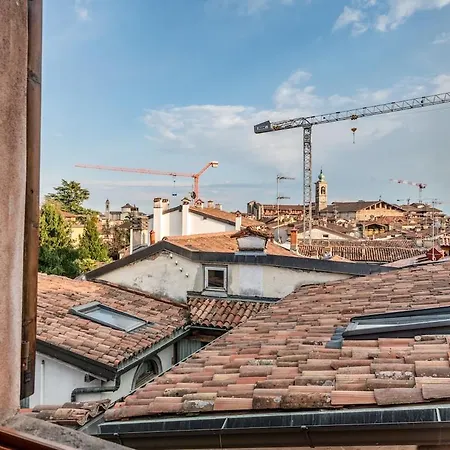 Chalet-citta Alta-centre Of The Town-wi-fi-tv Apartman